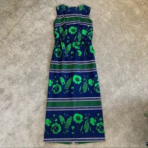 30% off - Vintage 1970’s Leslie Fay Polyester Maxi Dress